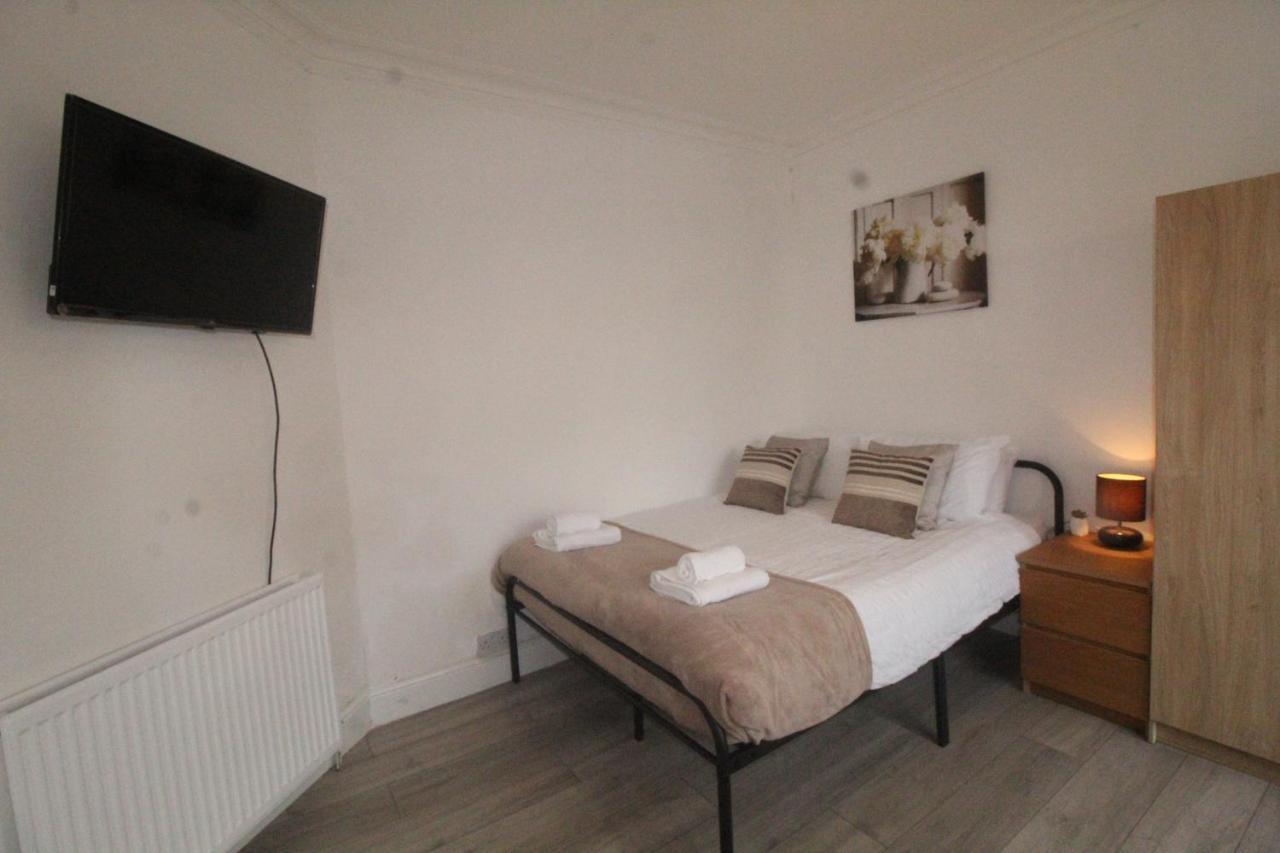 Dinnington House Dinnington By Smart Corporate Stays Eksteriør billede