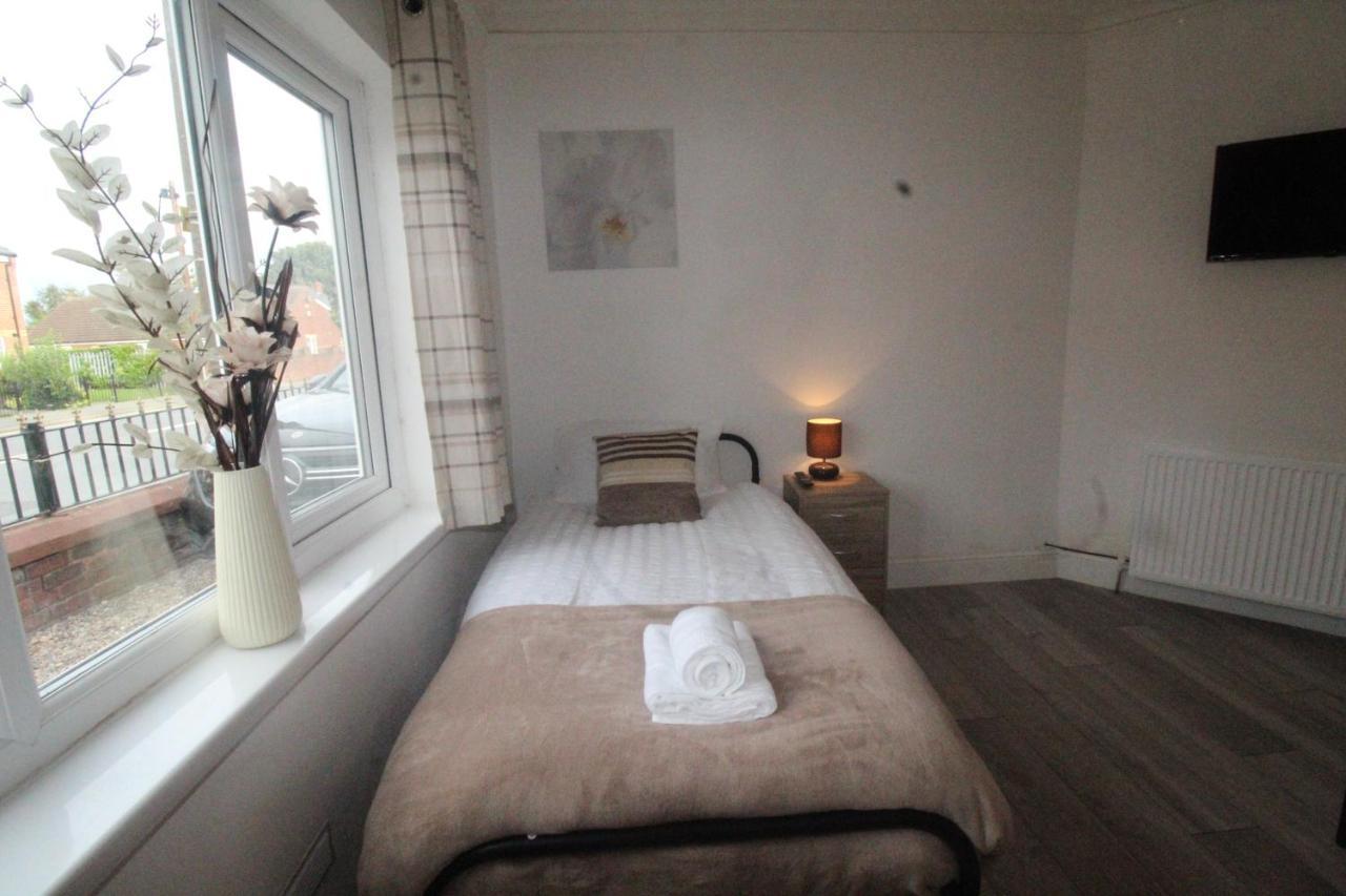 Dinnington House Dinnington By Smart Corporate Stays Eksteriør billede