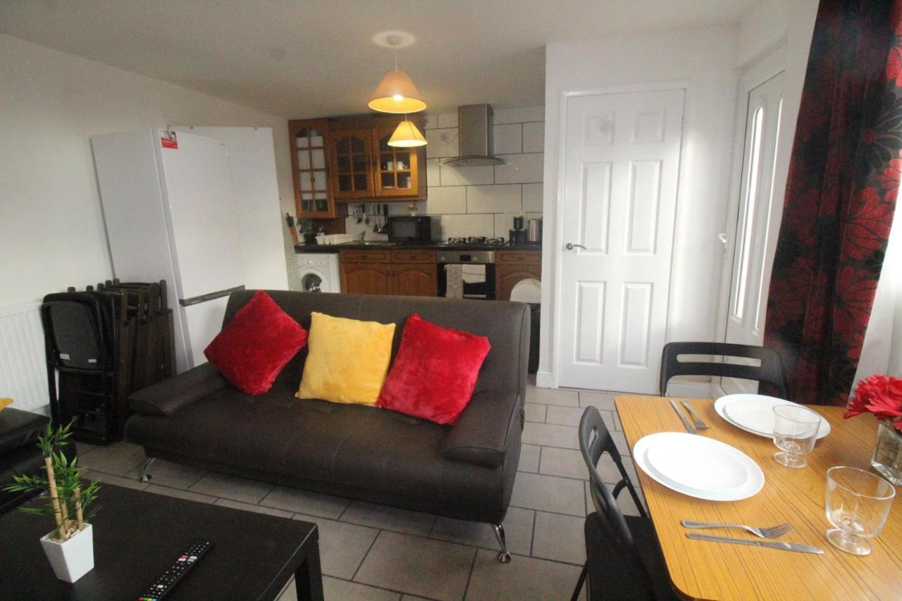 Dinnington House Dinnington By Smart Corporate Stays Eksteriør billede